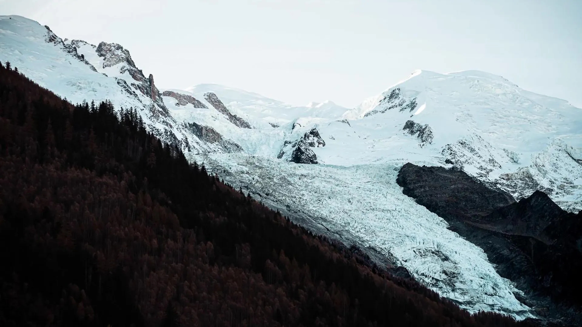Vertice - Center Chamonix Mont-Blanc View 0*,  France